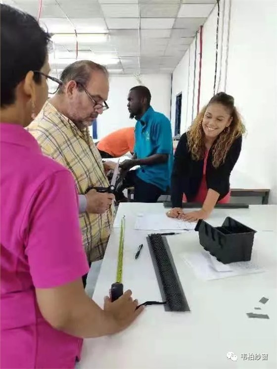 韋柏紗窗技術(shù)培訓